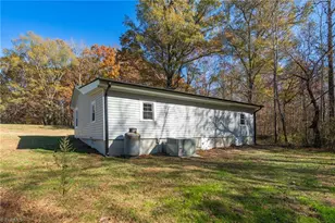 3115 Woods Chapel Rd, Graham, NC 27253 - Photo 25