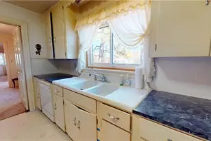 602 Main Street S, Dobson, NC 27017 - Photo 23