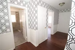 1466 Ebert St, Winston-Salem, NC 27103 - Photo 7