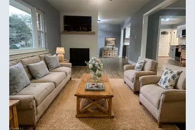 915 Fairview Drive, Lexington, NC 27292 - Photo 9