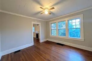 436 E Sprague St, Winston-Salem, NC 27127 - Photo 5