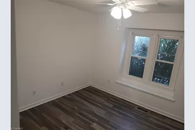 4034 Sherry Court, Jamestown, NC 27282 - Photo 7