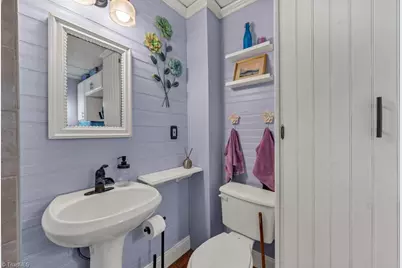 206 N Brook Street, Wilkesboro, NC 28697 - Photo 17