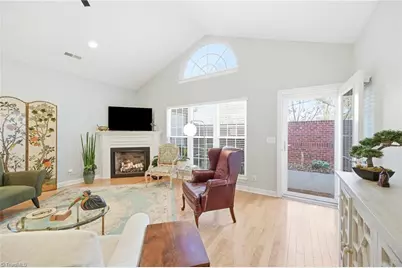 2021 Salisbury Square, Winston-Salem, NC 27127 - Photo 9