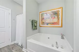 2021 Salisbury Square, Winston-Salem, NC 27127 - Photo 37