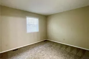 2607 Cottage Pl, Greensboro, NC 27455 - Photo 9