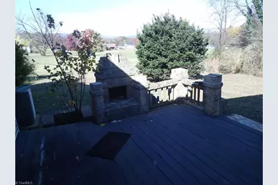 1211 Old Highway 21, State Road, NC 28676 - Photo 29