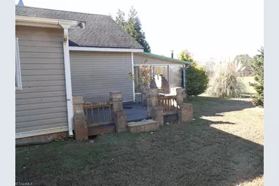 1211 Old Highway 21, State Road, NC 28676 - Photo 25