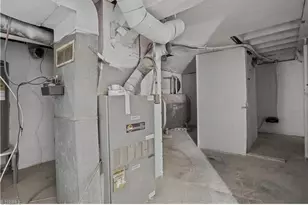 325 Gregory St, Winston-Salem, NC 27101 - Photo 27