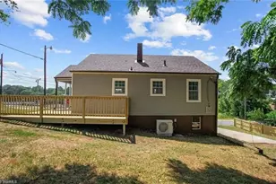 325 Gregory St, Winston-Salem, NC 27101 - Photo 33