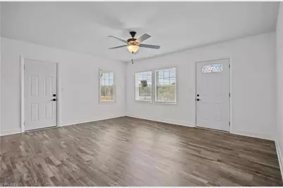 325 Gregory Street, Winston-Salem, NC 27101 - Photo 9