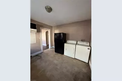 2828 N Glenn Avenue, Winston-Salem, NC 27105 - Photo 9