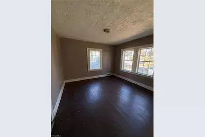 2828 N Glenn Avenue, Winston-Salem, NC 27105 - Photo 7