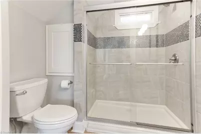 2712 Peachtree Street, Burlington, NC 27205 - Photo 25