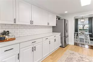 2712 Peachtree St, Burlington, NC 27205 - Photo 11