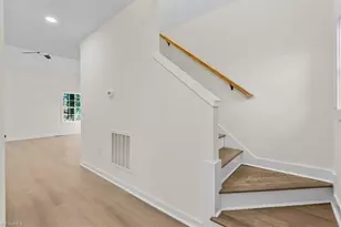 447 Lynnhaven Park Dr, Winston-Salem, NC 27107 - Photo 5