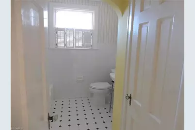 819 Madison Avenue, Winston-Salem, NC 27103 - Photo 5