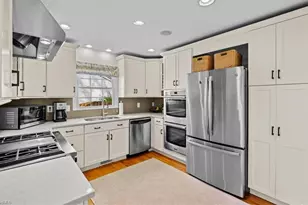 3011 Round Hill Rd, Greensboro, NC 27408 - Photo 15