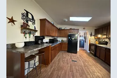 3921 Nc Highway 8, Walnut Cove, NC 27052 - Photo 7