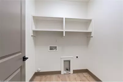 194 N Peace Haven Road, Winston-Salem, NC 27104 - Photo 29