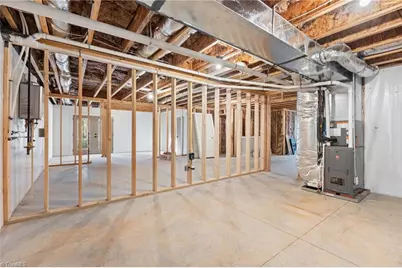 194 N Peace Haven Road, Winston-Salem, NC 27104 - Photo 31