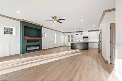 194 N Peace Haven Road, Winston-Salem, NC 27104 - Photo 9