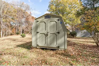 3404 N Rockingham Road, Greensboro, NC 27407 - Photo 15