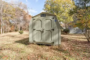 3404 N Rockingham Rd, Greensboro, NC 27407 - Photo 15