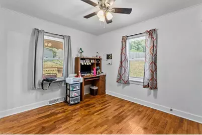 703 Eastview Drive, Asheboro, NC 27203 - Photo 15