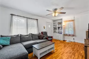 703 Eastview Dr, Asheboro, NC 27203 - Photo 5