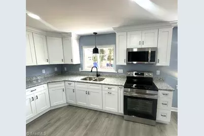 2062 K Court Avenue, Winston-Salem, NC 27105 - Photo 9