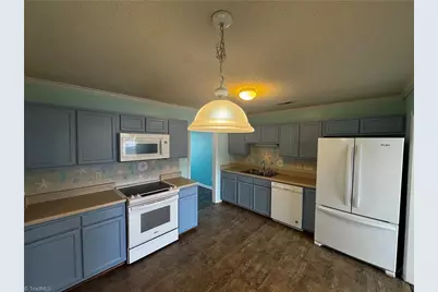 803 Remount Court #20, Greensboro, NC 27409 - Photo 7