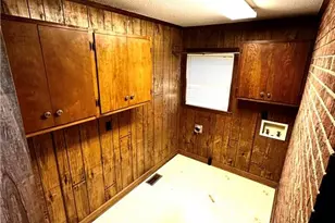 1103 Glynis Ln, Greensboro, NC 27406 - Photo 11