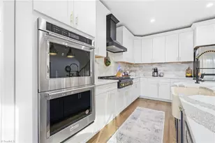 3827 Edgewater St, High Point, NC 27265 - Photo 19