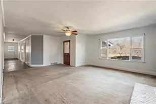 6101 Phelps Circle, Winston-Salem, NC 27105 - Photo 7