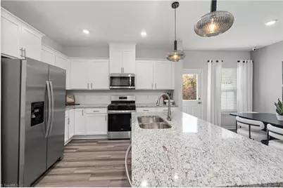 908 Plum Creek Place, Greensboro, NC 27405 - Photo 5