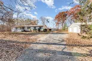 2535 Gray Fox Ln, Staley, NC 27355 - Photo 3