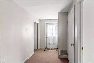 415 S Poplar Street, Winston-Salem, NC 27101 - Photo 19