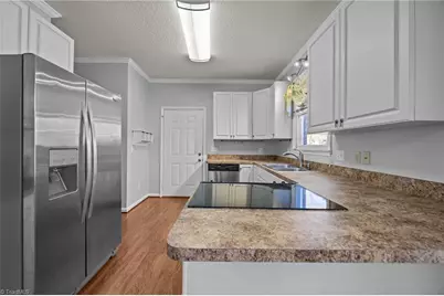 305 Alison Lane, Archdale, NC 27263 - Photo 7