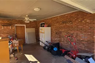 282 Elon Dr, Reidsville, NC 27320 - Photo 17