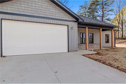 2322 Summerlin Street, Winston-Salem, NC 27103 - Photo 3