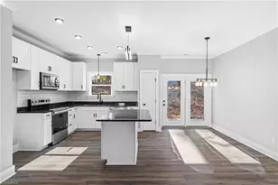 2322 Summerlin St, Winston-Salem, NC 27103 - Photo 9