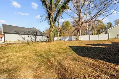 143 Lambeth Road, Thomasville, NC 27360 - Photo 7