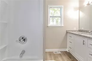 511 Foxcroft Dr, Winston-Salem, NC 27103 - Photo 11