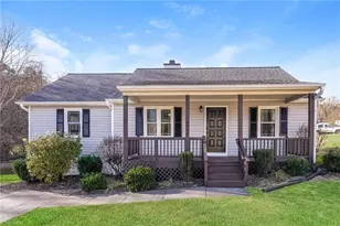 6000 Southcrest Dr, Clemmons, NC 27012 - Photo 1