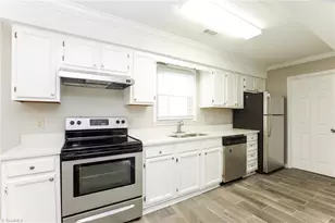 2539 Old Mill Rd, High Point, NC 27265 - Photo 7