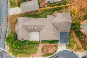 1001 Nuthatch Ct, High Point, NC 27262 - Photo 31