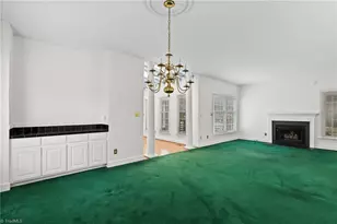 1001 Nuthatch Ct, High Point, NC 27262 - Photo 11