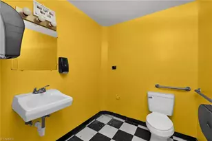 128 Scales St, Reidsville, NC 27320 - Photo 17