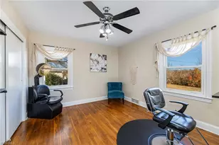 317 E King St, King, NC 27021 - Photo 9